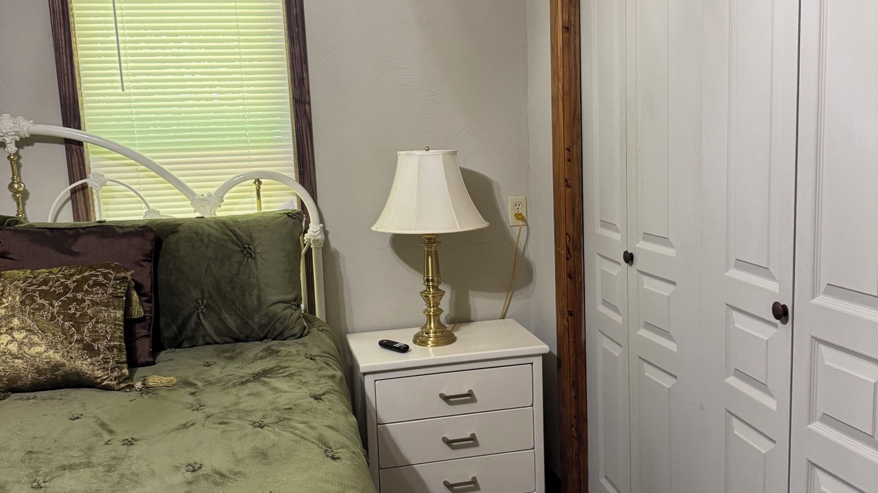 Photo of Bedroom in Mid America