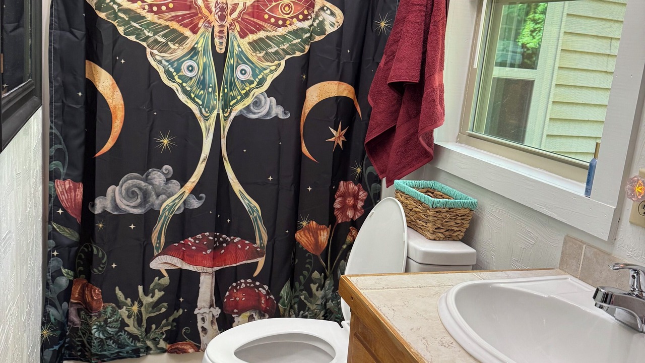 Photo of Bathroom in Mid America