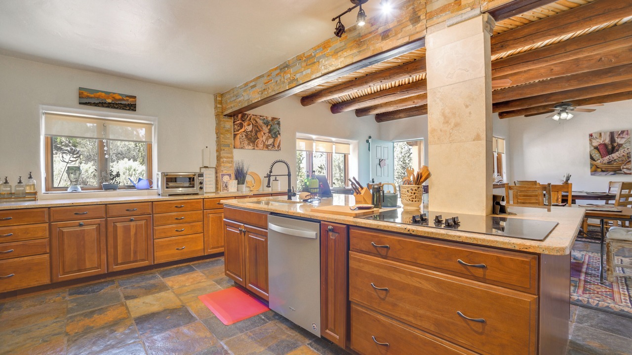 Photo of Kitchen in Canoncito