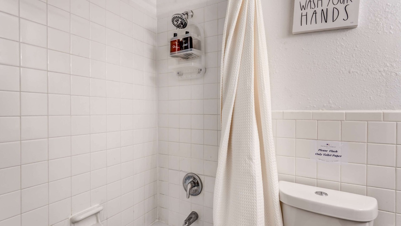 Photo of Bathroom in Hickory Hill