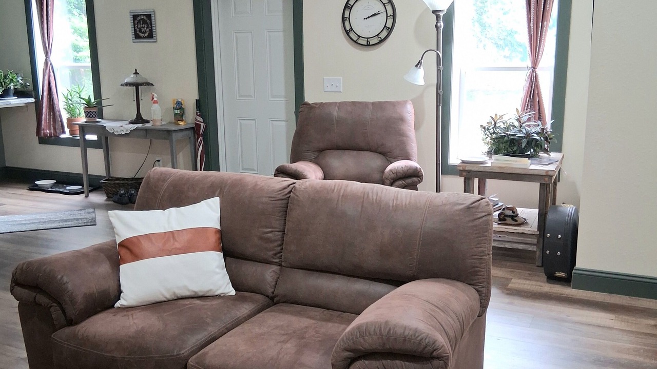 Photo of Livingroom in Farmington