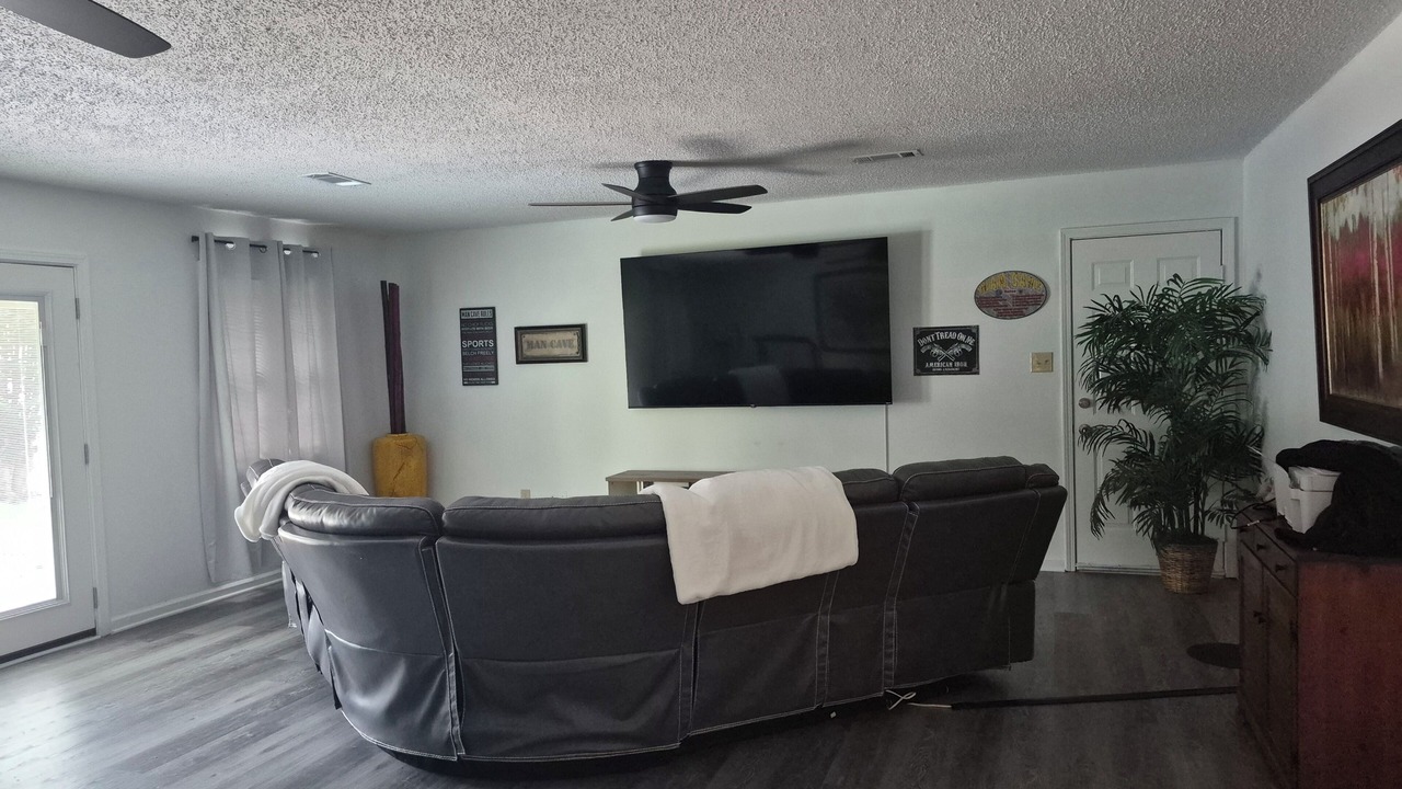 Photo of Livingroom in Jacksonville