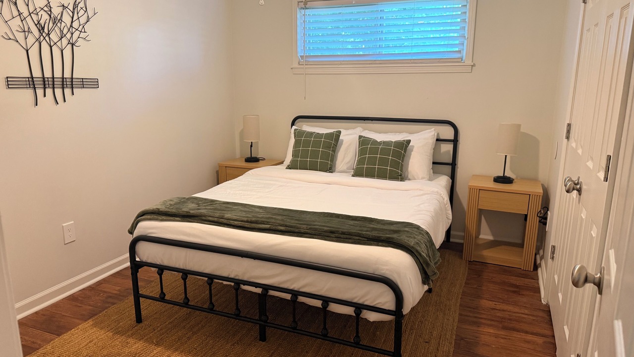 Photo of Bedroom in McKenzie