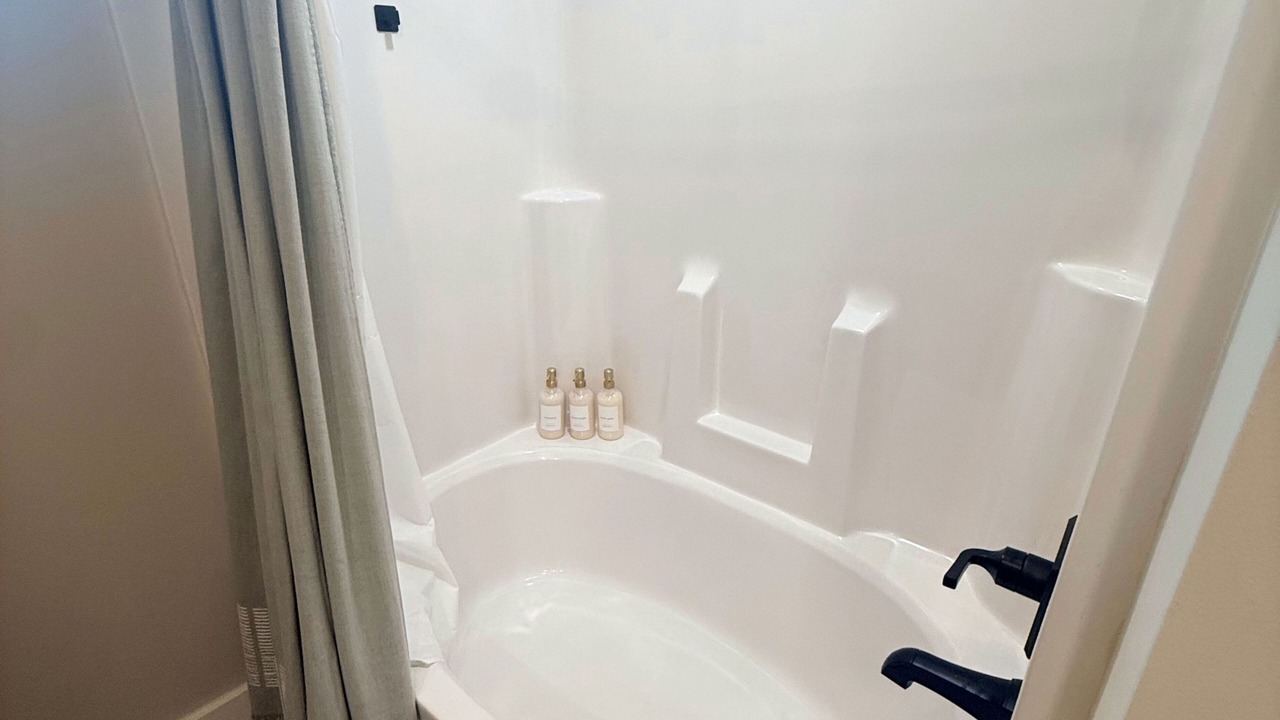 Photo of Bathroom in Hubert