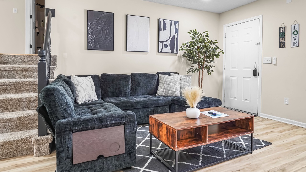 Photo of Livingroom in Olathe