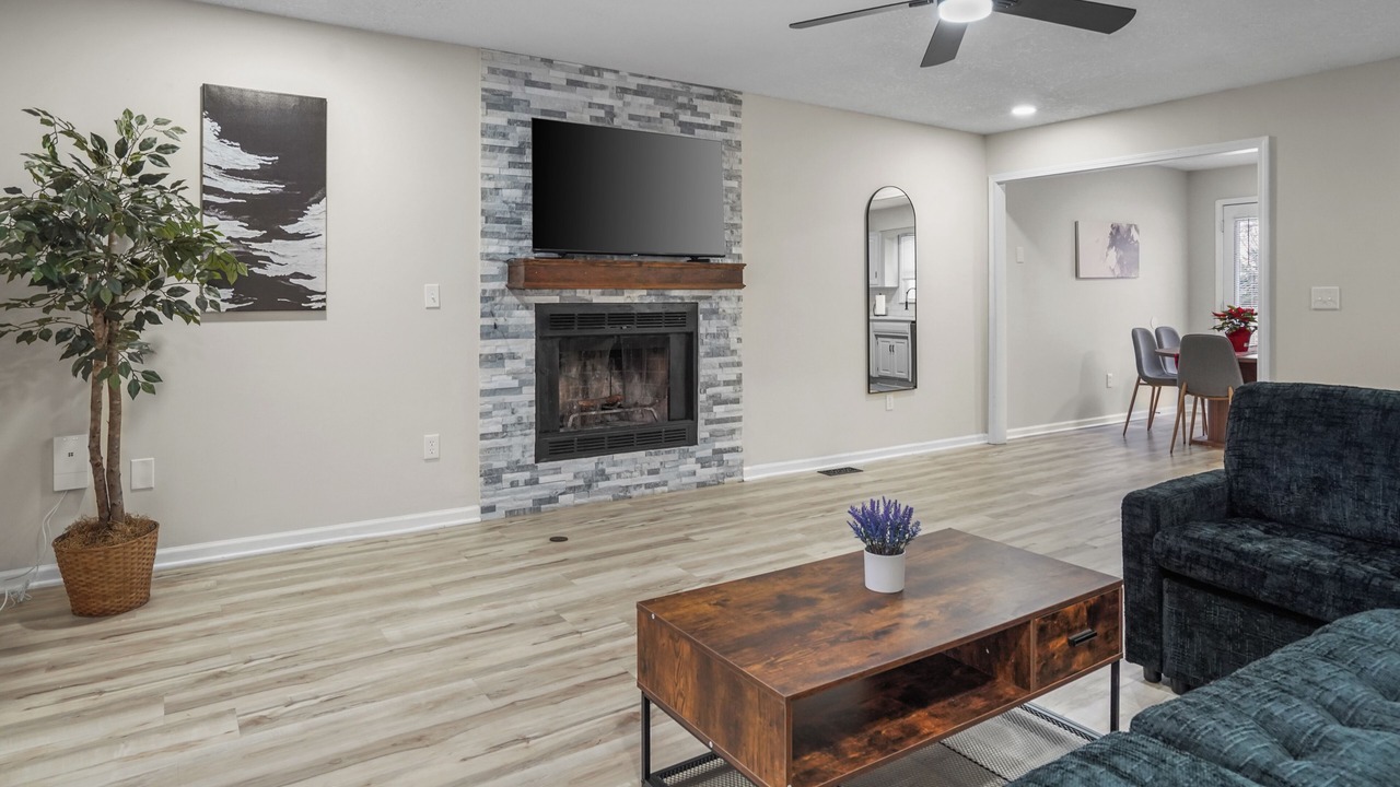 Photo of Livingroom in Olathe
