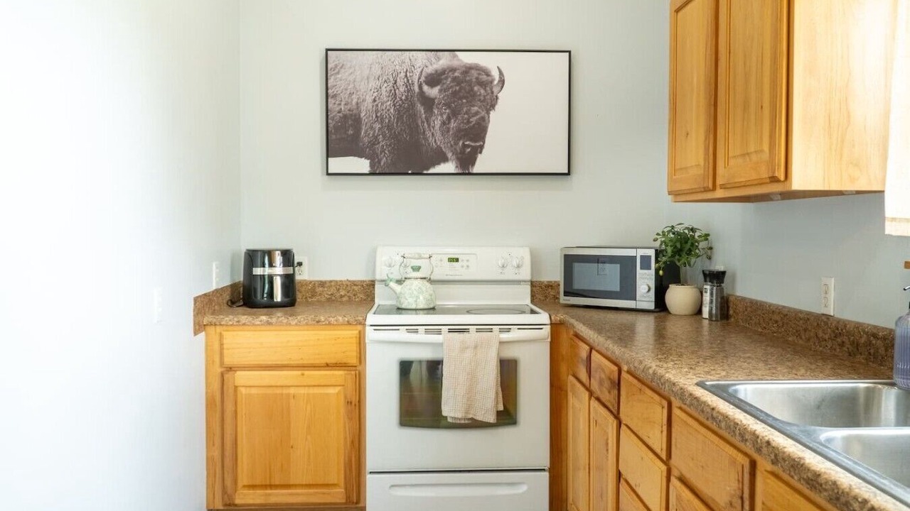 Photo of Kitchen in Walnut Shade