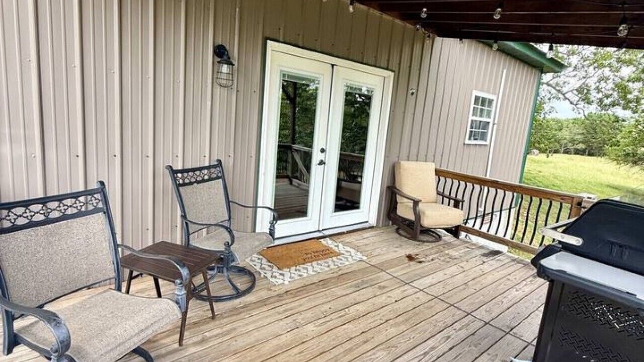 Photo of Patio Balcony in Walnut Shade