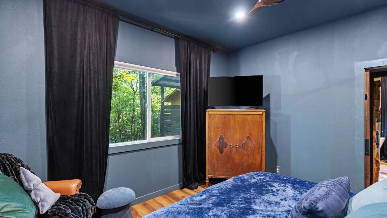 Photo of Bedroom in Board Camp