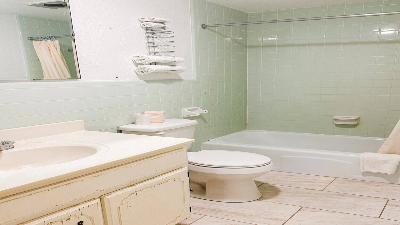 Photo of Bathroom in Marked Tree