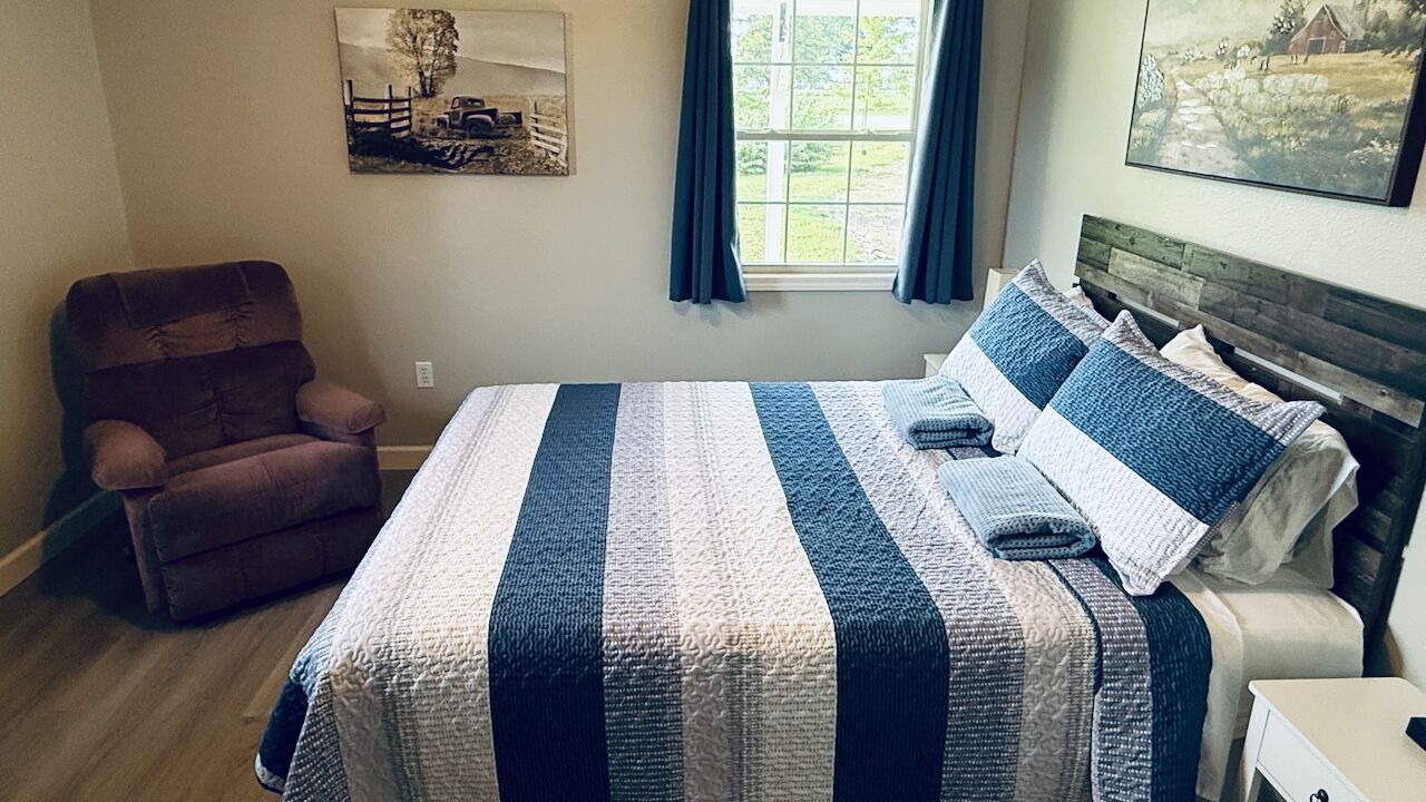 Photo of Bedroom in Fort Scott