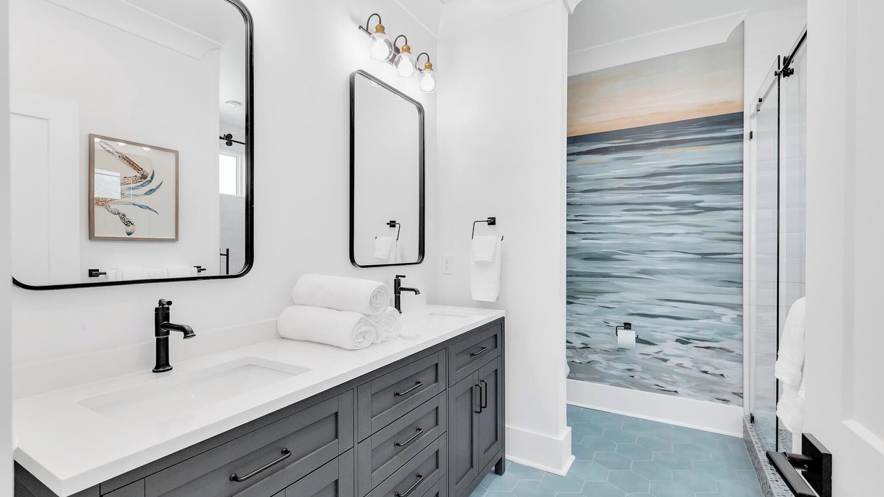 Photo of Bathroom in Emerald Isle