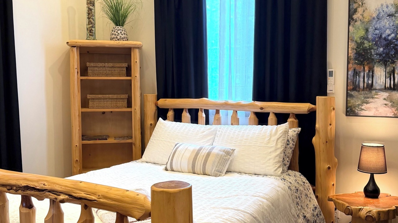 Photo of Bedroom in Birch Tree