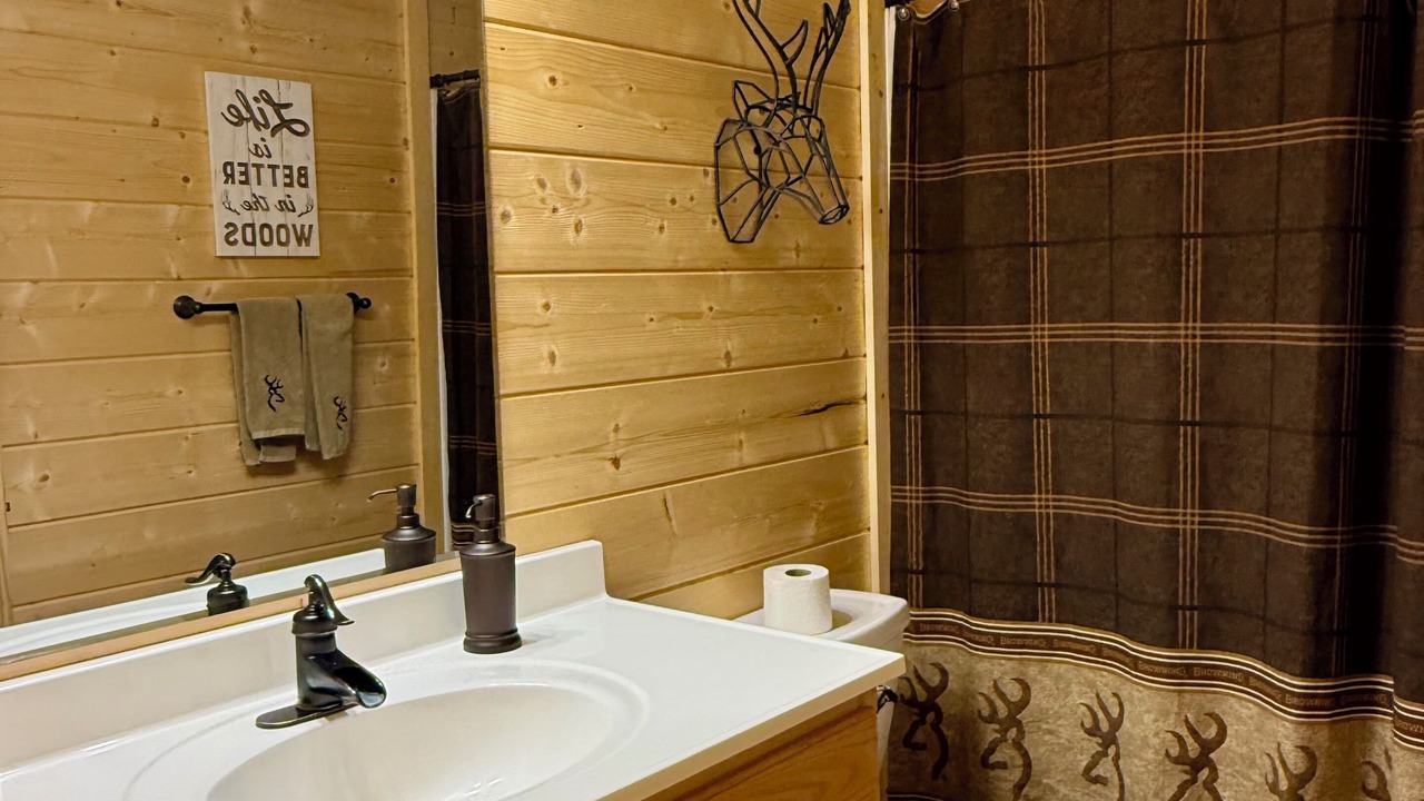 Photo of Bathroom in Van Buren