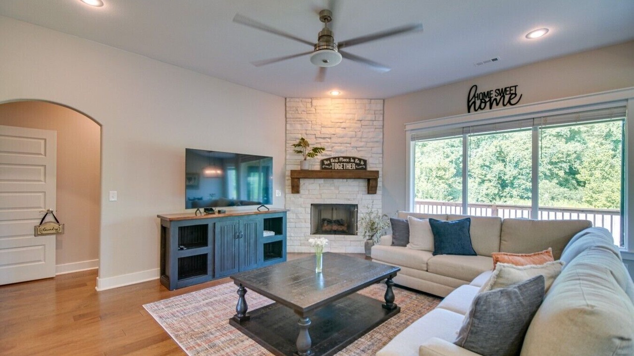 Photo of Livingroom in Fayetteville