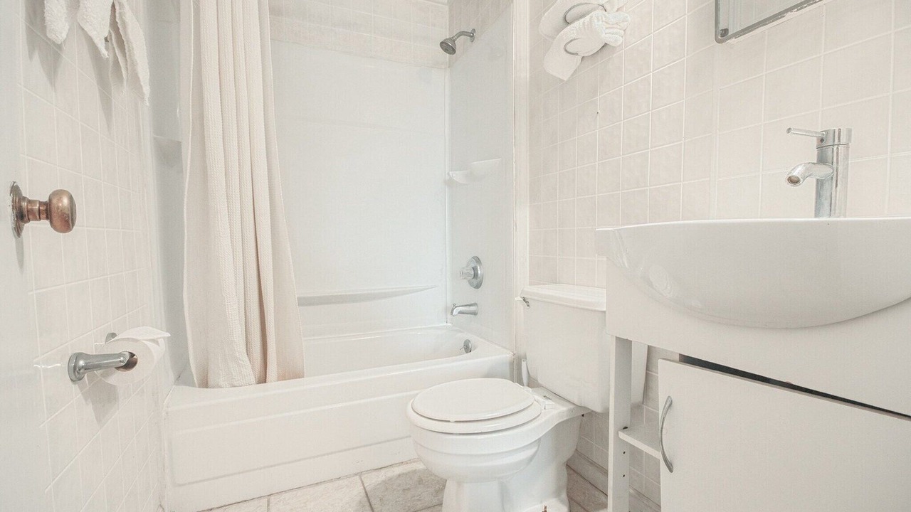 Photo of Bathroom in Hiawatha