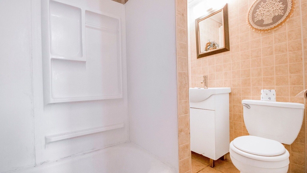 Photo of Bathroom in Hiawatha