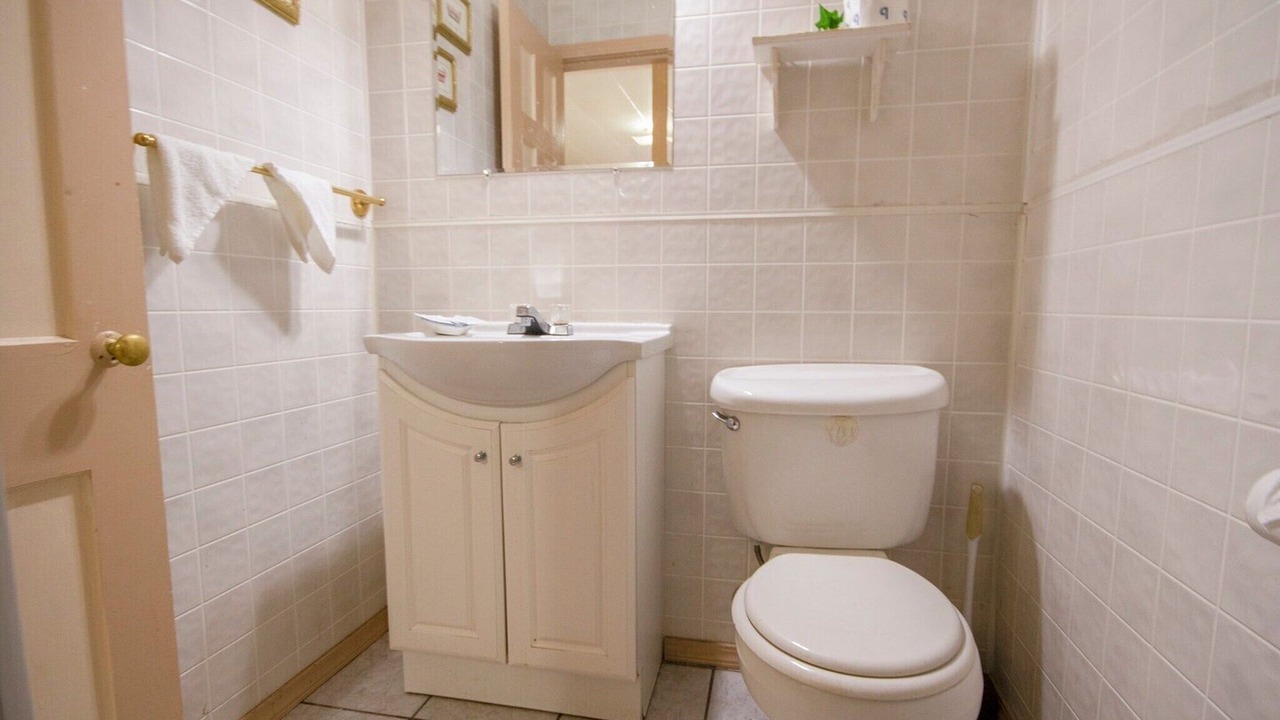 Photo of Bathroom in Hiawatha