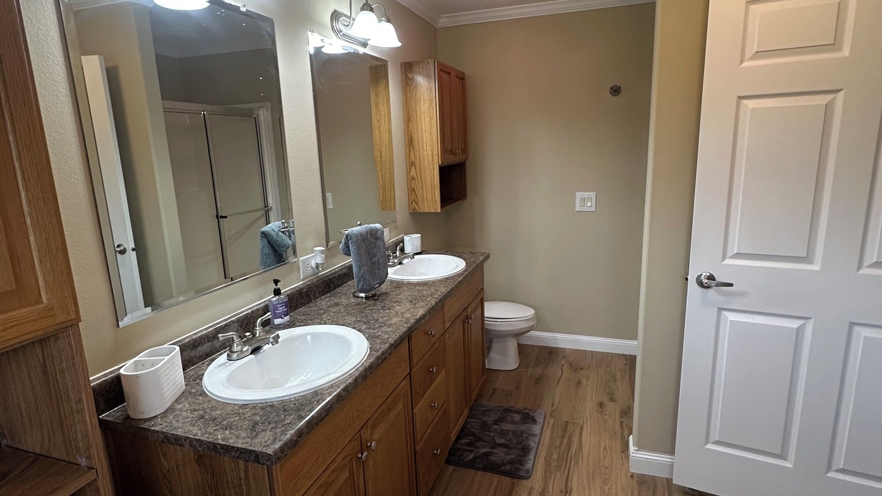 Photo of Bathroom in Tea