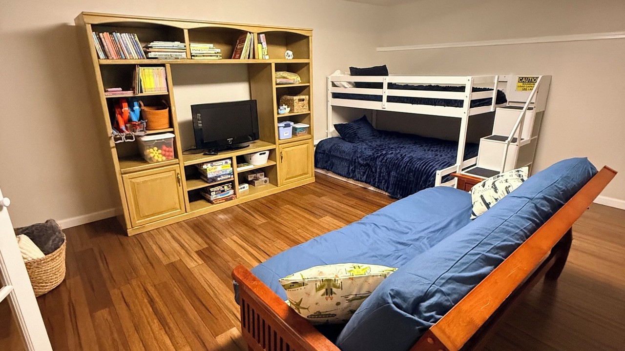 Photo of Bedroom in St. Robert