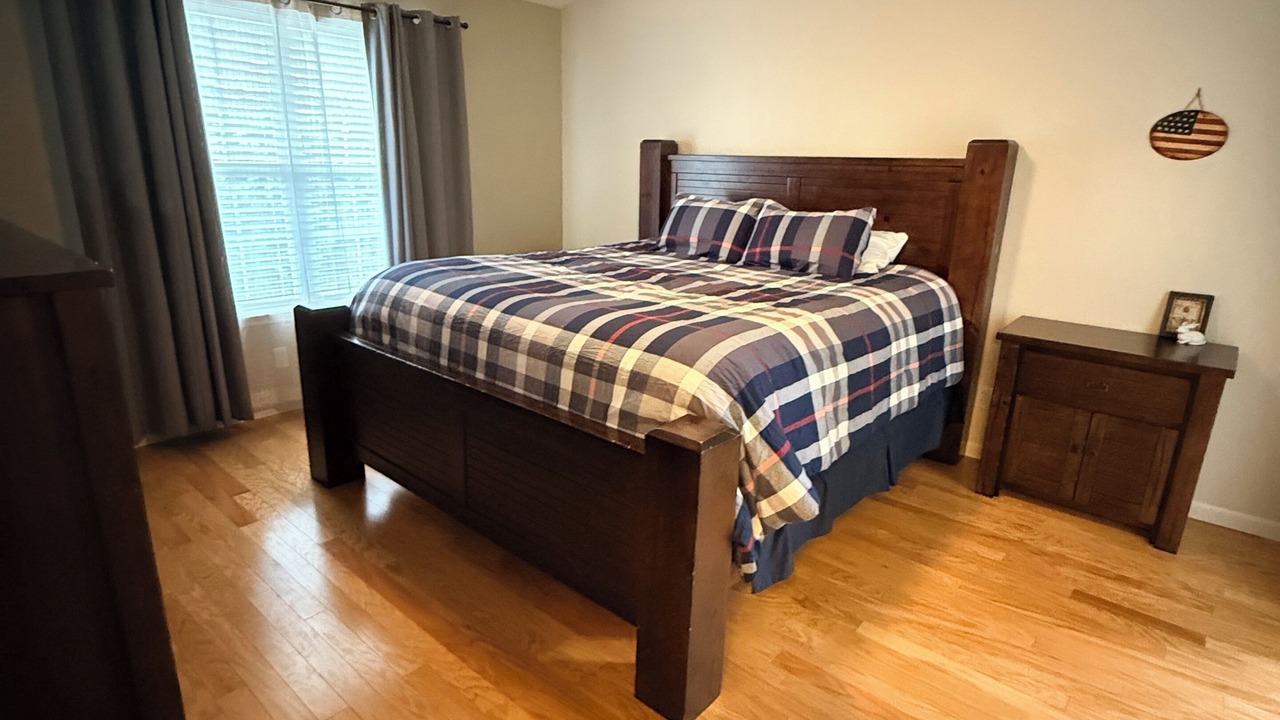Photo of Bedroom in St. Robert
