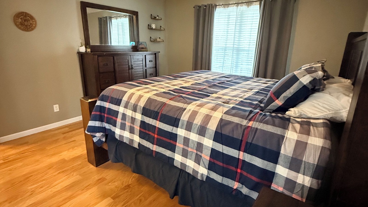 Photo of Bedroom in St. Robert
