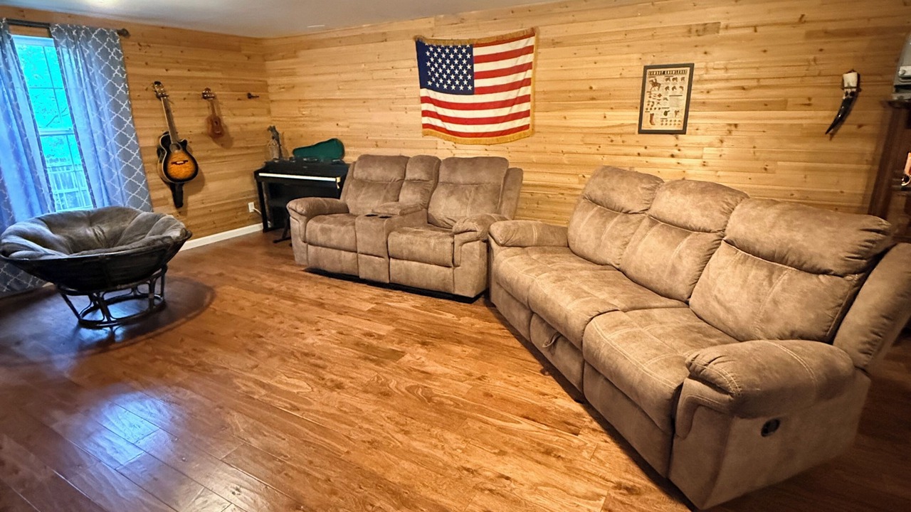 Photo of Livingroom in St. Robert