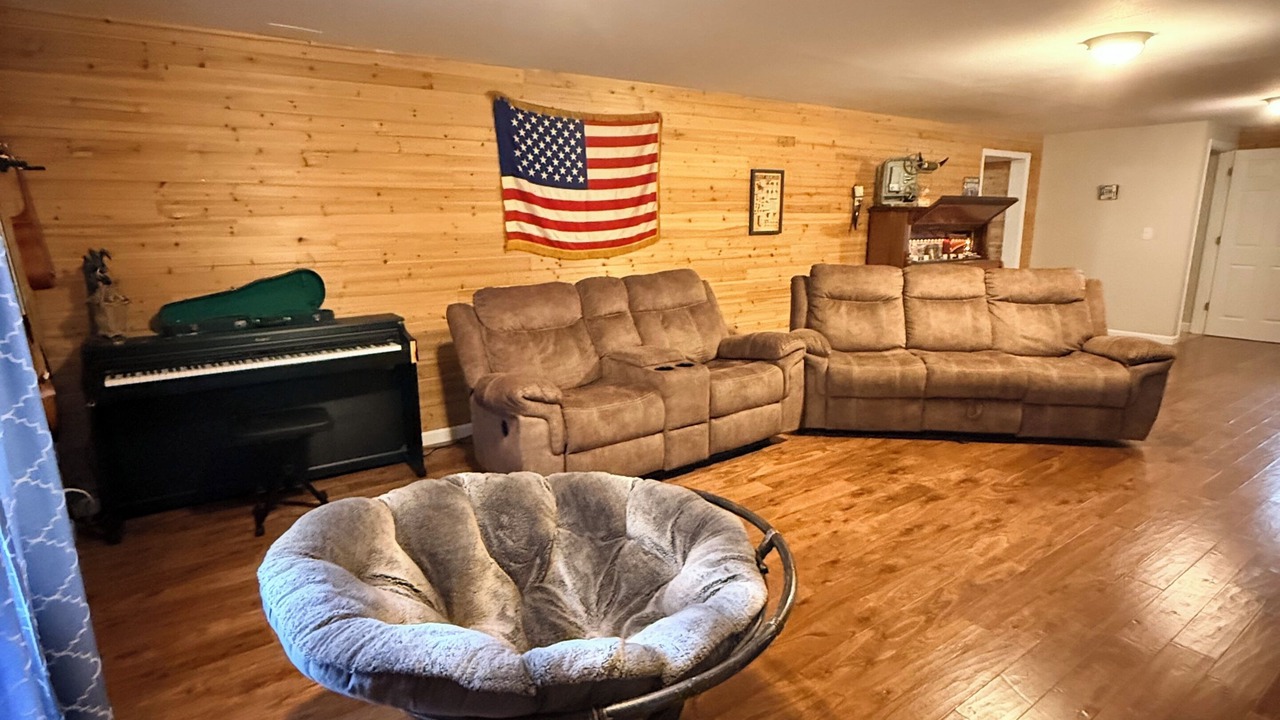 Photo of Livingroom in St. Robert