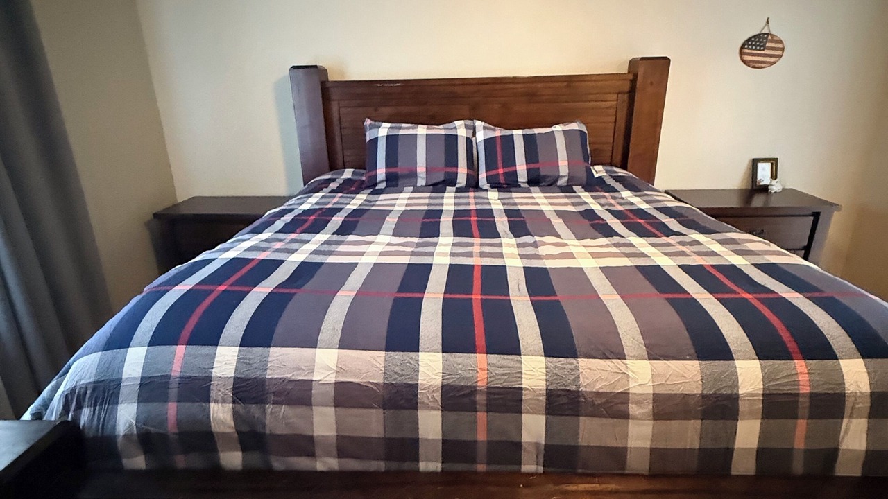Photo of Bedroom in St. Robert