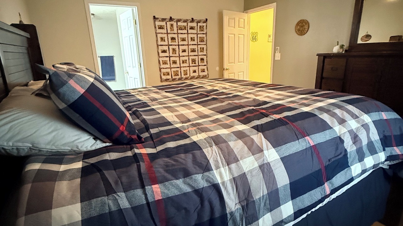 Photo of Bedroom in St. Robert