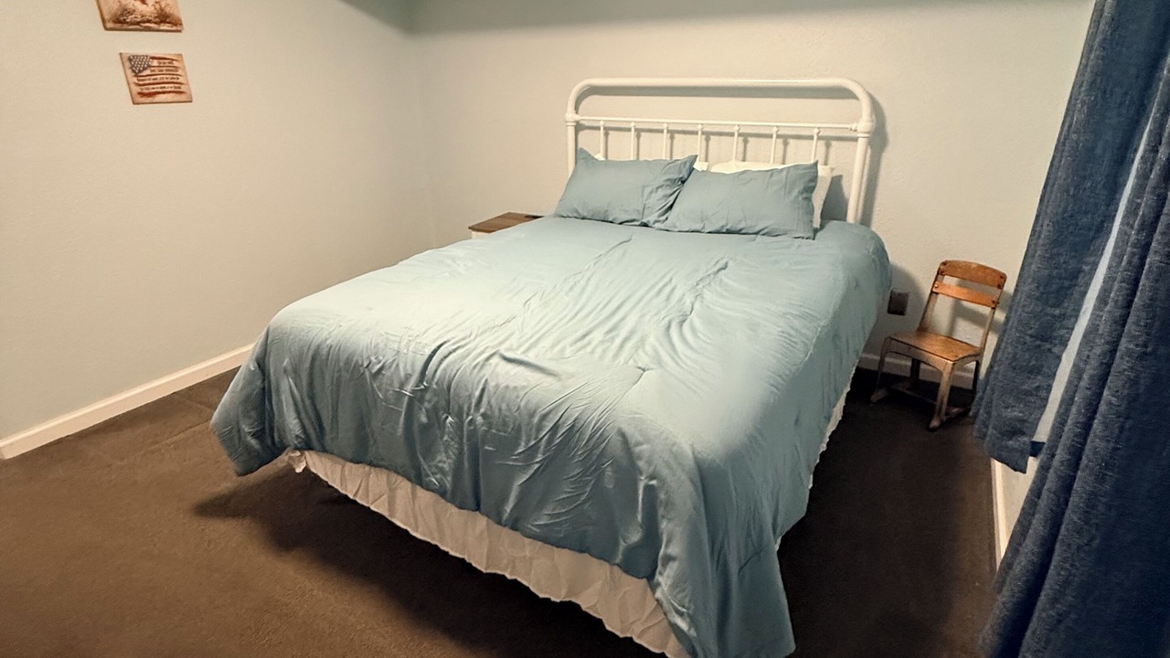 Photo of Bedroom in St. Robert