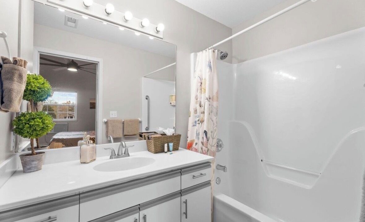 Photo of Bathroom in Branson