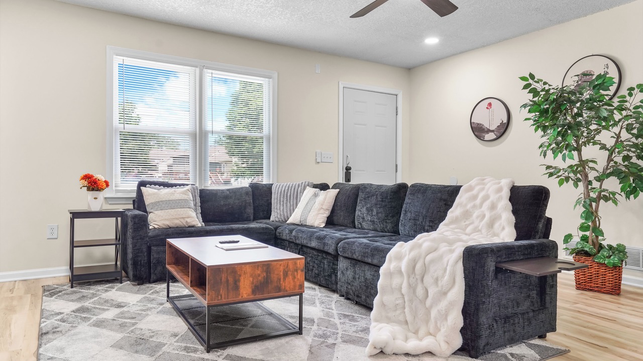 Photo of Livingroom in Olathe
