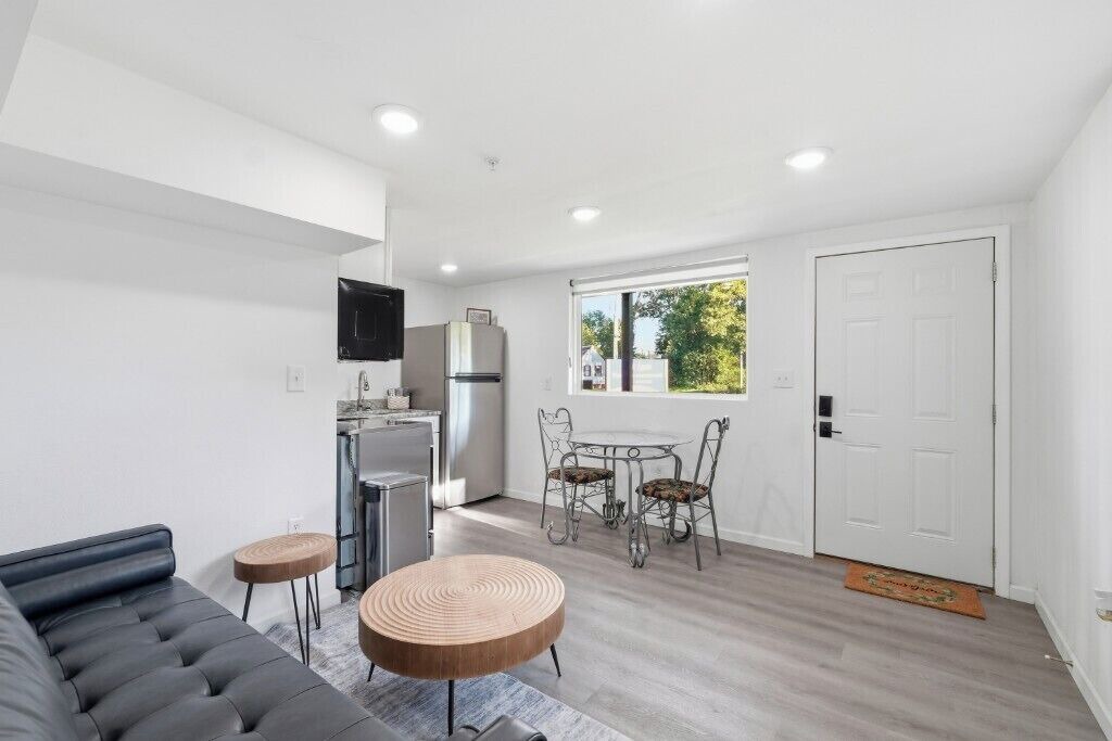 Photo of Livingroom in Pine Bluff