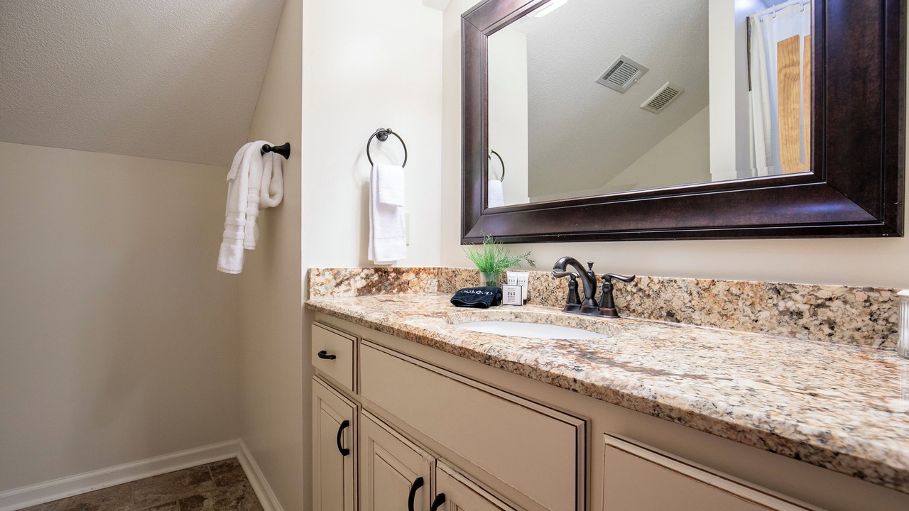 Photo of Bathroom in Lafayette County