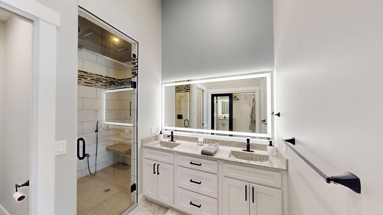 Photo of Bathroom in Hays