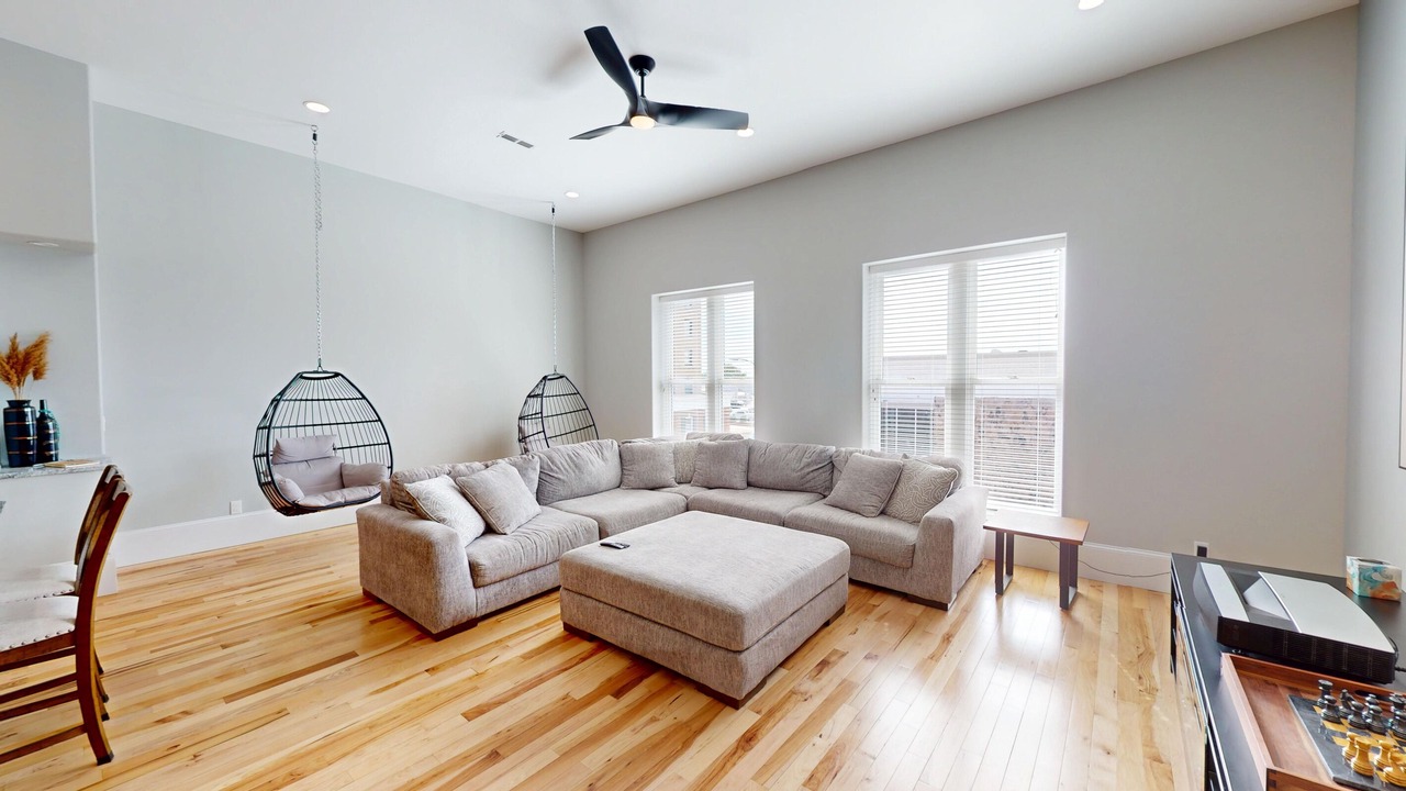 Photo of Livingroom in Hays