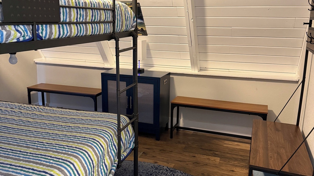 Photo of Bedroom in Ashley Oaks