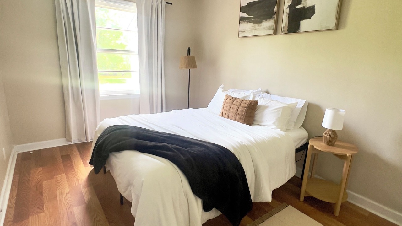 Photo of Bedroom in Piney Green