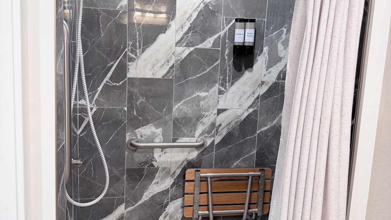 Photo of Bathroom in Eufaula