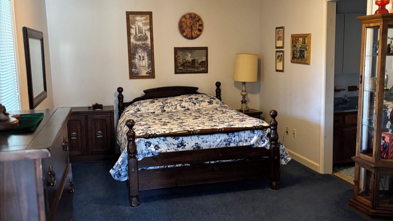 Photo of Bedroom in Plattsburg