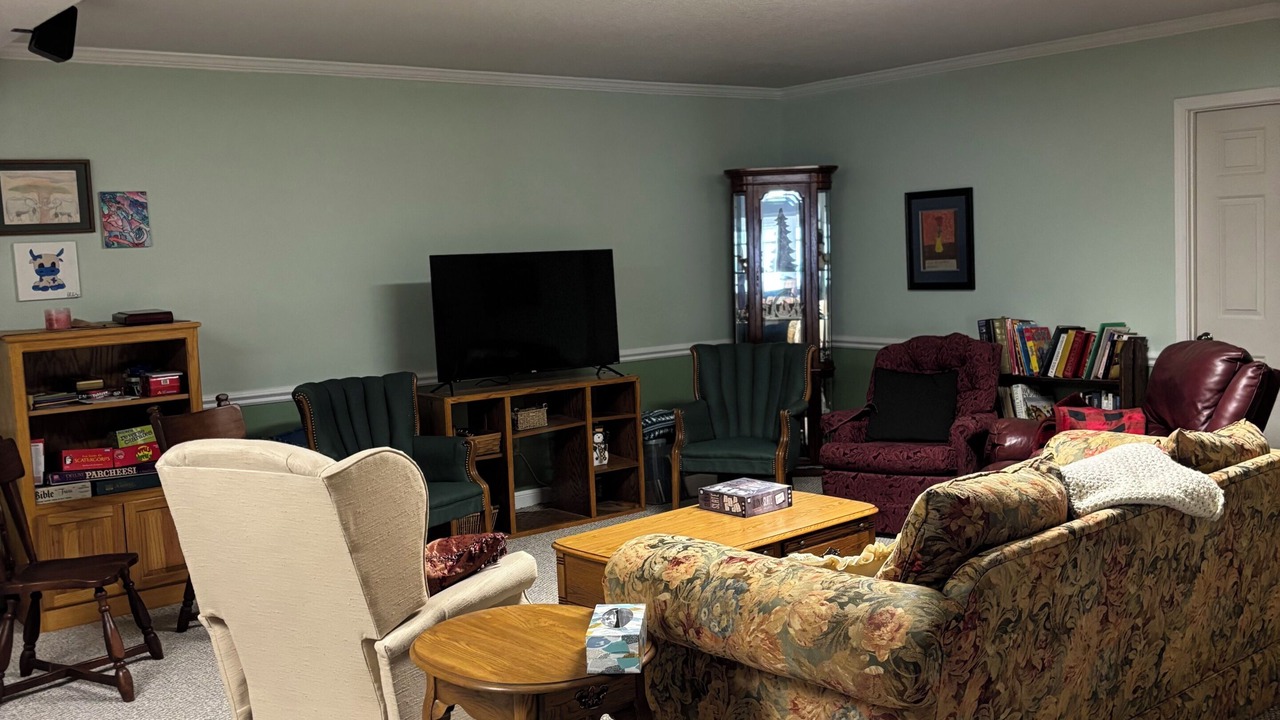 Photo of Livingroom in Plattsburg