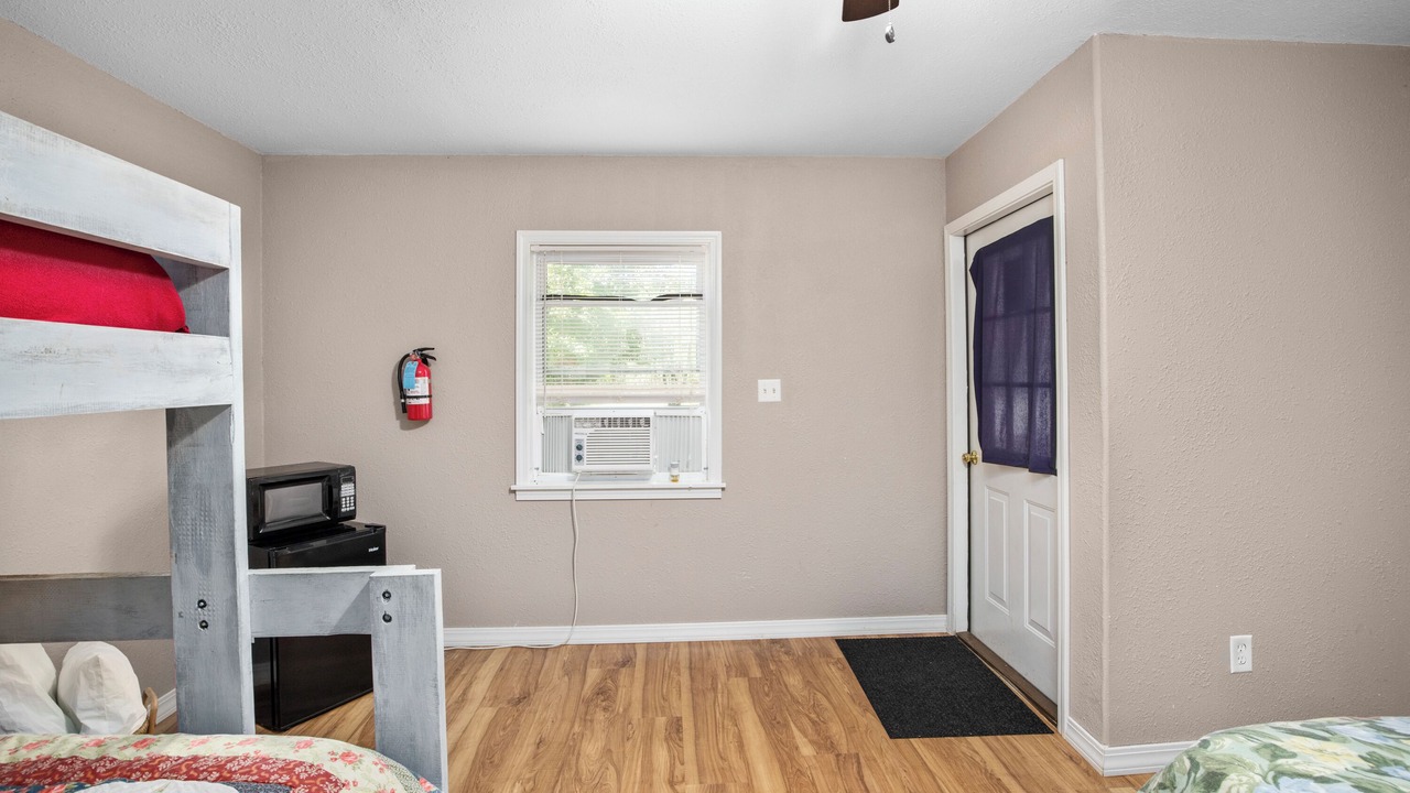 Photo of Bedroom in Lesterville