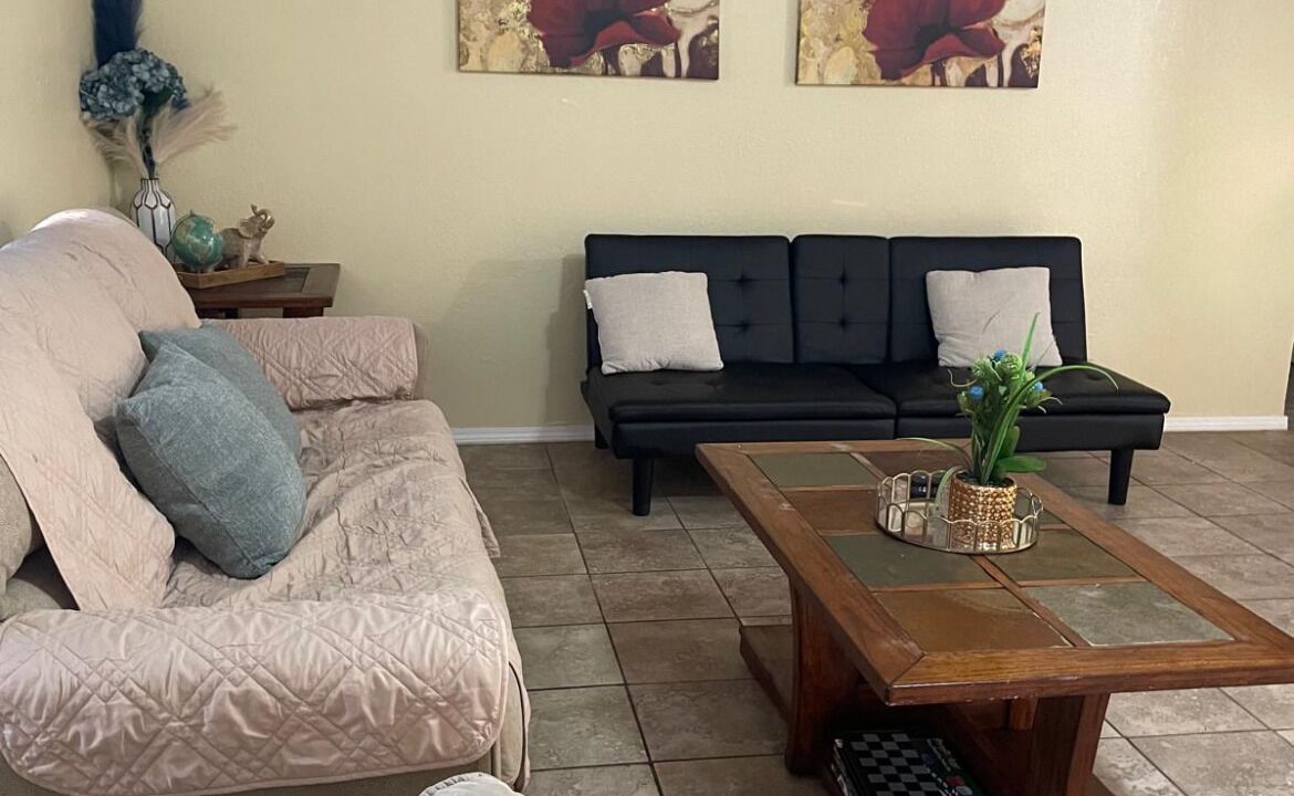 Photo of Livingroom in Muskogee