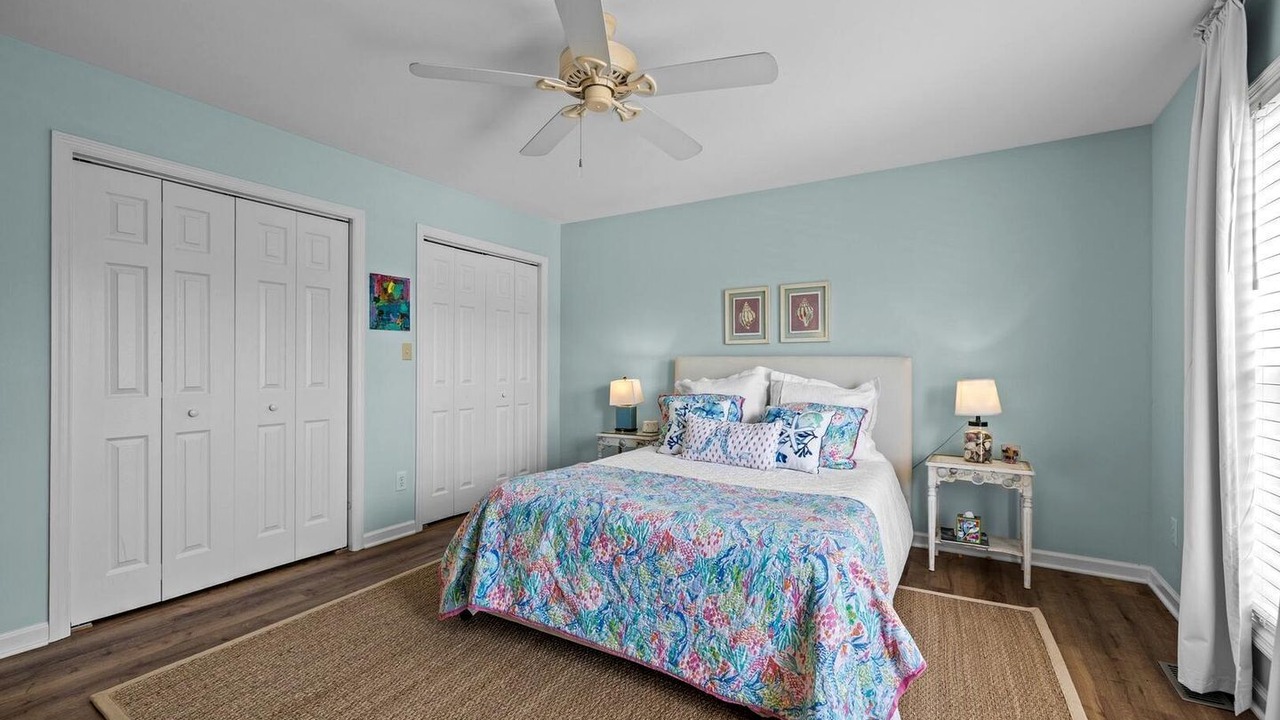 Photo of Bedroom in Atlantic Beach
