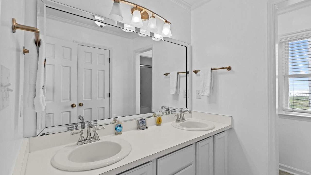 Photo of Bathroom in Atlantic Beach