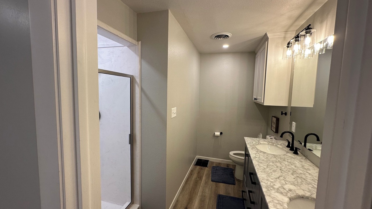 Photo of Bathroom in Perryton