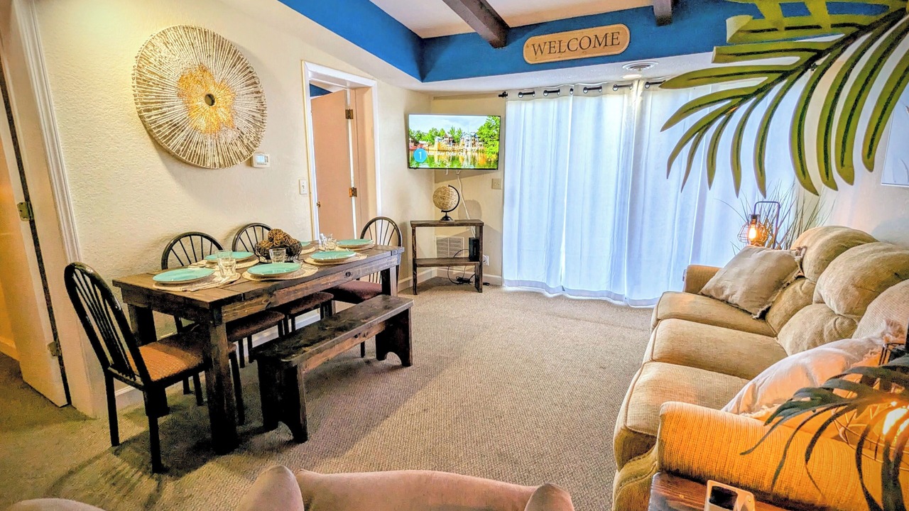 Photo of Livingroom in Kimberling City