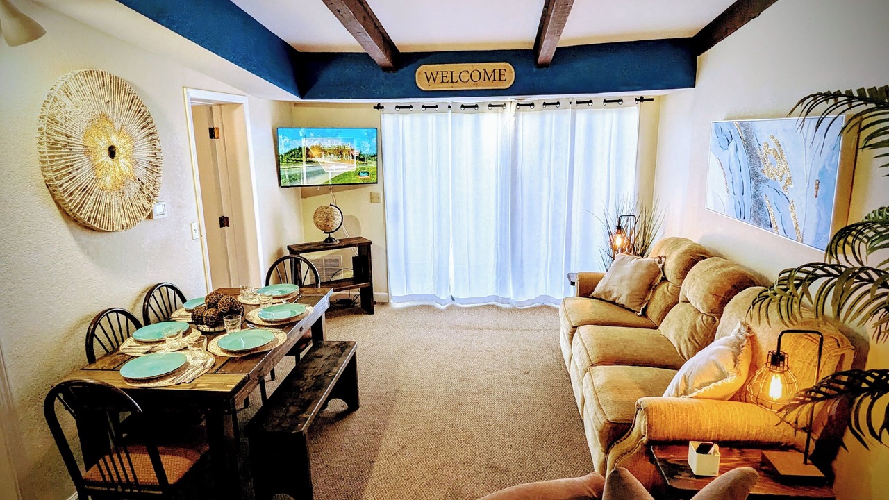 Photo of Livingroom in Kimberling City