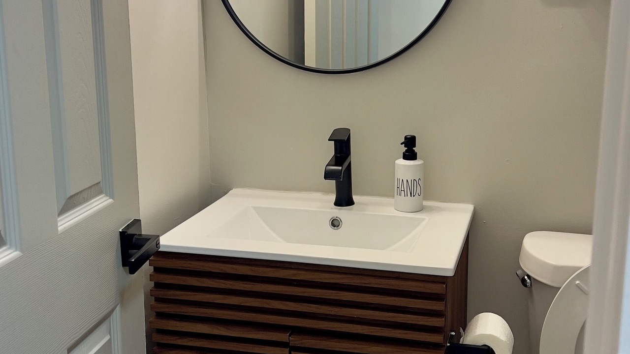Photo of Bathroom in Crosstown